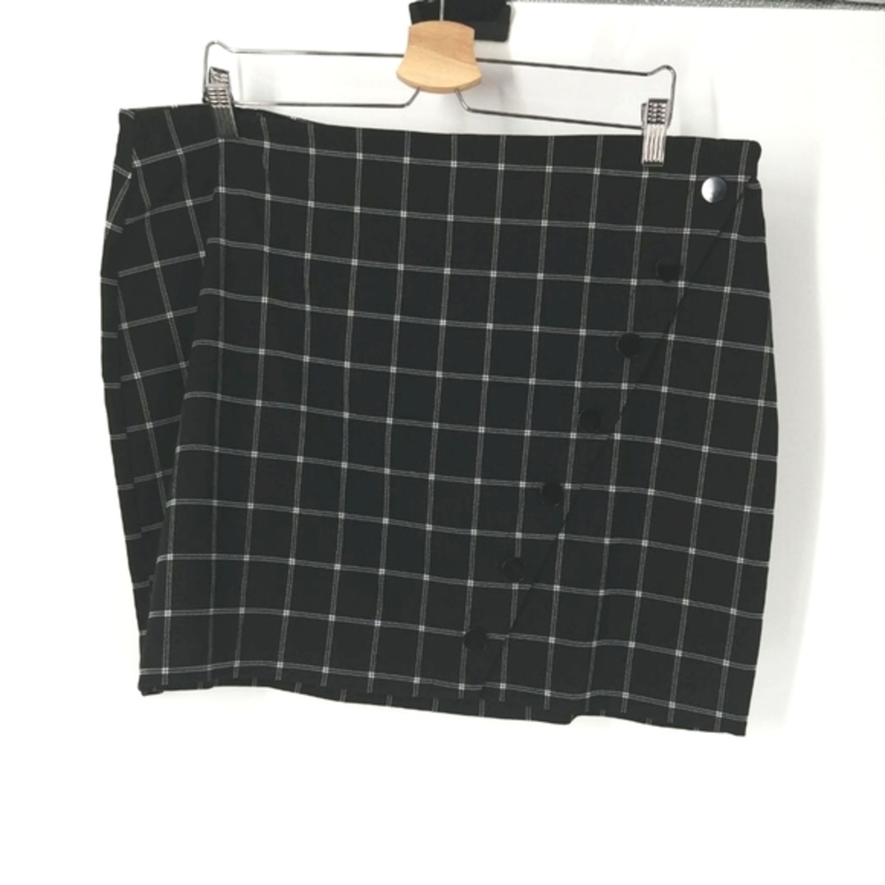 INC Deep Black Mini Skirt Size 18